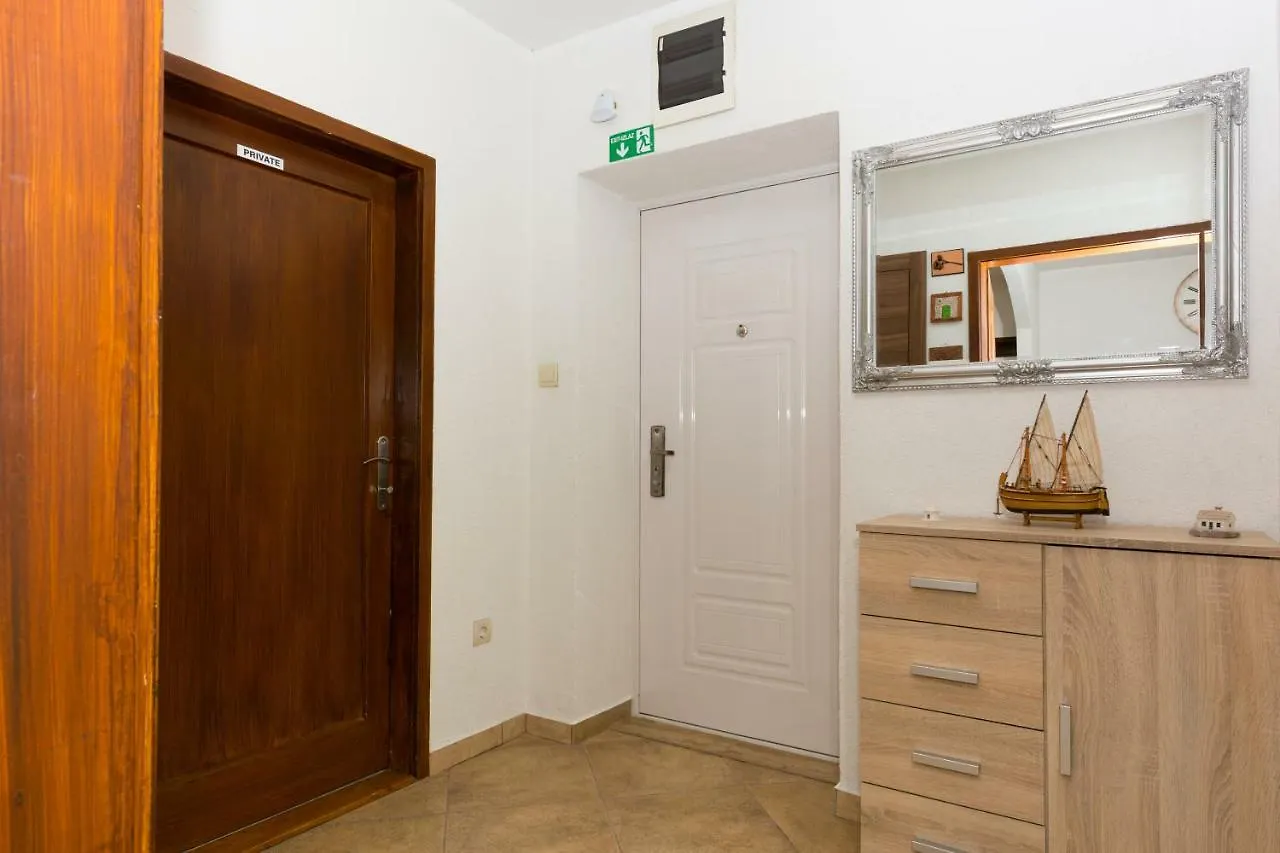 Apartment Park Kastela Croatia